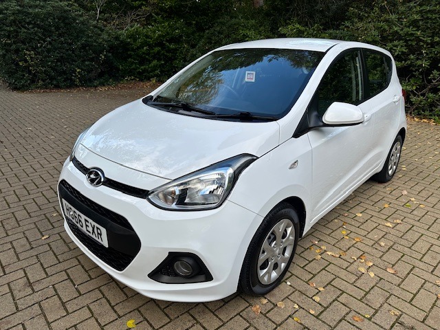 Used Hyundai i10 2016 for sale - 76383393: Photo 3