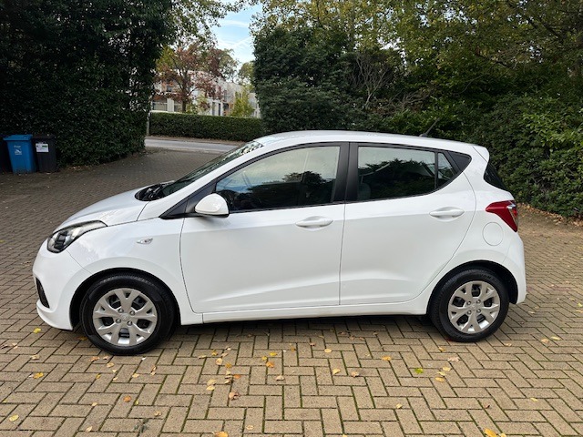 Used Hyundai i10 2016 for sale - 76383393: Photo 4