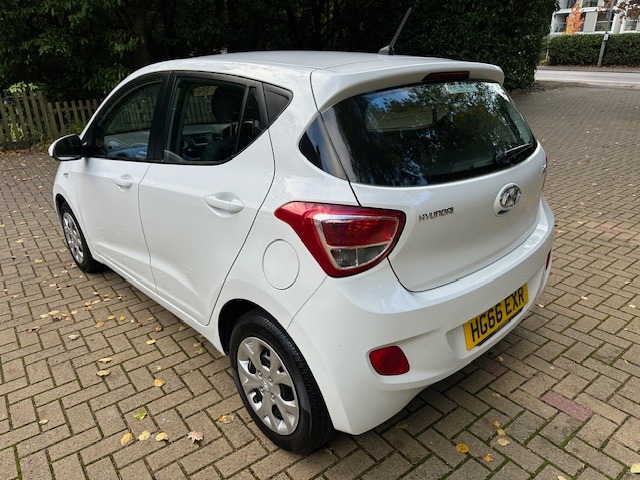 Used Hyundai i10 2016 for sale - 76383393: Photo 6
