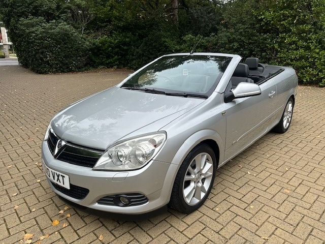 Used Vauxhall Astra 2010 for sale - 76243381: Photo 4