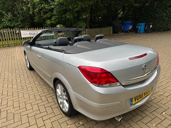 Used Vauxhall Astra 2010 for sale - 76243381: Photo 7