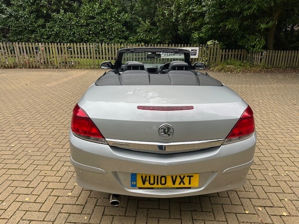 Used Vauxhall Astra 2010 for sale - 76243381: Photo 8