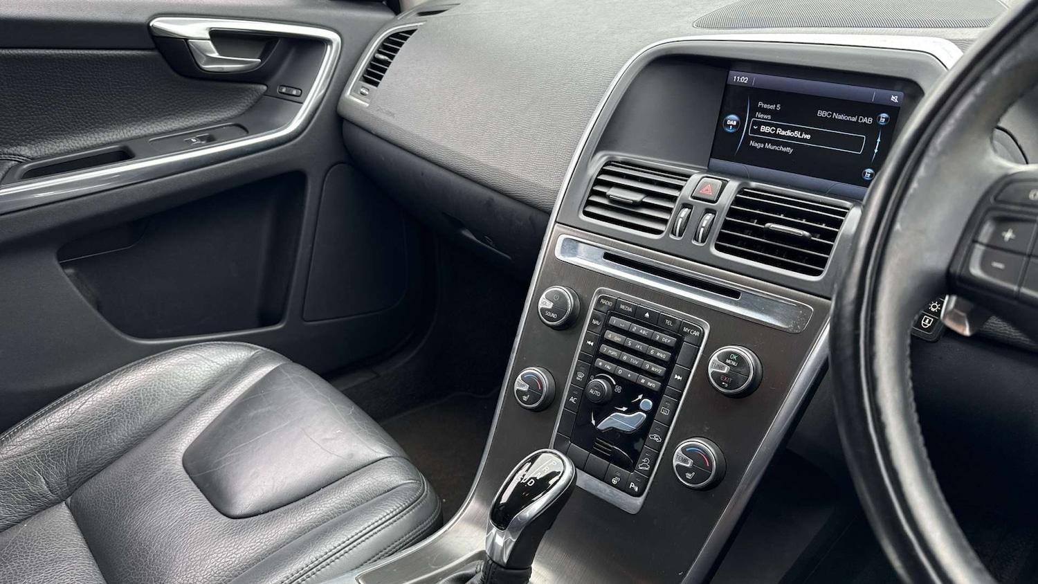 Used Volvo XC60 2013 for sale - 76684430: Photo 10