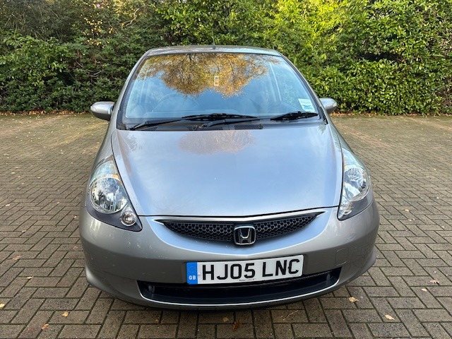 Used Honda Jazz 2005 for sale - 76566472: Photo 2