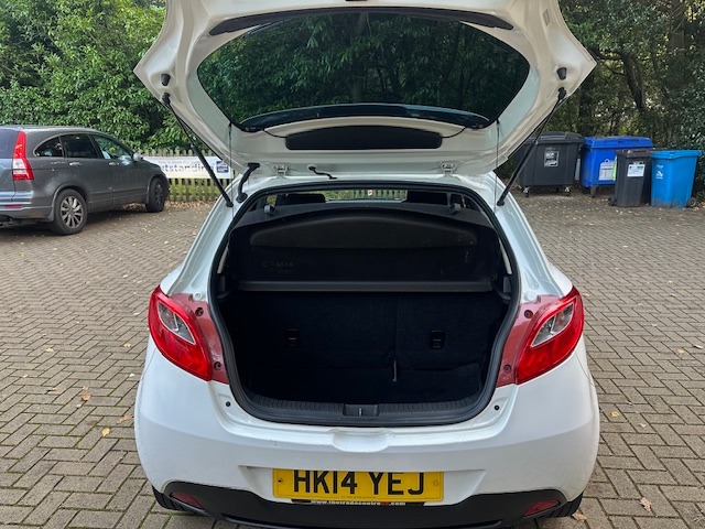 Used Mazda Mazda2 2014 for sale - 76393760: Photo 13