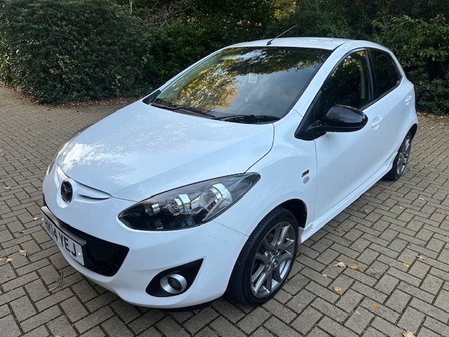 Used Mazda Mazda2 2014 for sale - 76393760: Photo 3