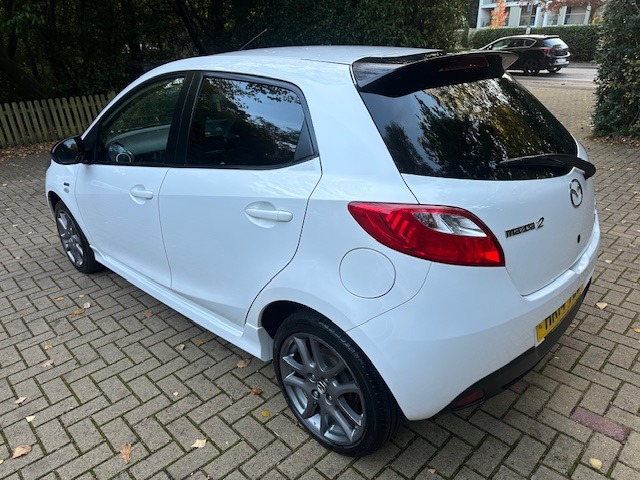 Used Mazda Mazda2 2014 for sale - 76393760: Photo 6