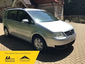 Used Volkswagen Touran 2004 for sale - 78722638: Photo