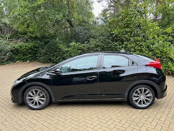 Used Honda Civic 2012 for sale - 76078429: Photo