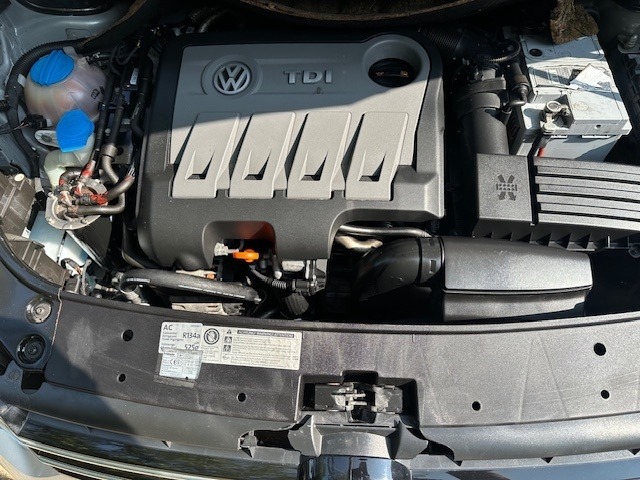 Used Volkswagen Touran 2012 for sale - 77516550: Photo 15