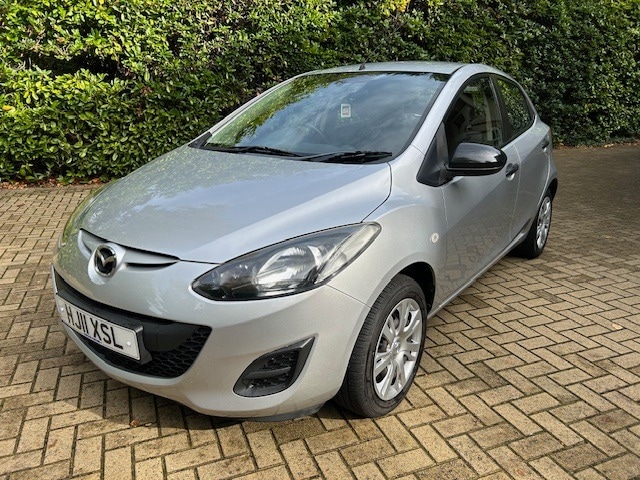 Used Mazda Mazda2 2011 for sale - 76341453: Photo 3