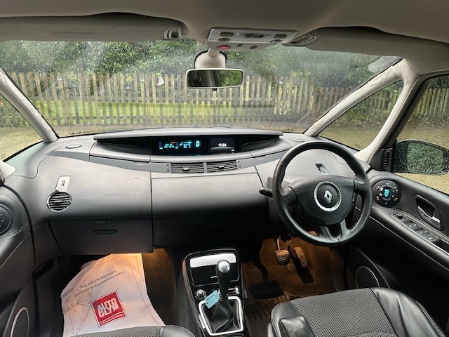 Used Renault Grand Espace 2011 for sale - 77533436: Photo 9