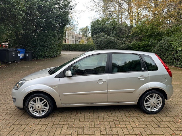 Used Ford Fiesta 2007 for sale - 76738012: Photo 4