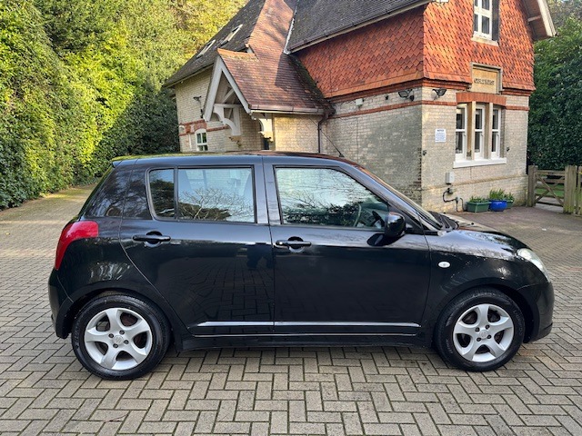 Used Suzuki Swift 2013 for sale - 77665135: Photo 5