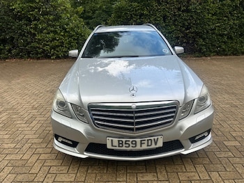 Used Mercedes-Benz E-Class 2010 for sale - 75762145: Photo