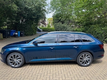 Used Skoda Superb 2017 for sale - 78484262: Photo
