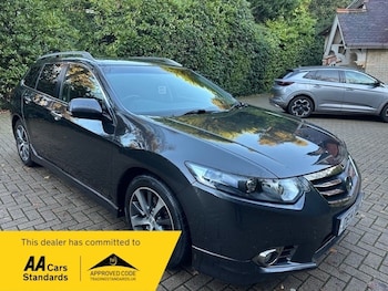 2014 (14) - 2.2 i-DTEC ES GT 5dr