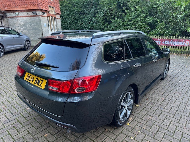 Used Honda Accord 2014 for sale - 76749850: Photo 8