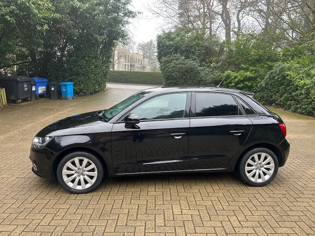 Used Audi A1 2013 for sale - 77801927: Photo 4