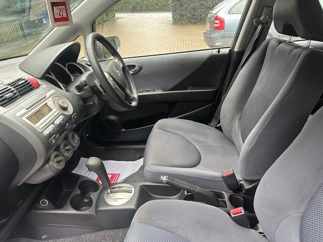 Used Honda Jazz 2006 for sale - 77778543: Photo 10
