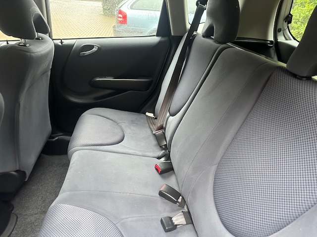 Used Honda Jazz 2006 for sale - 77778543: Photo 11