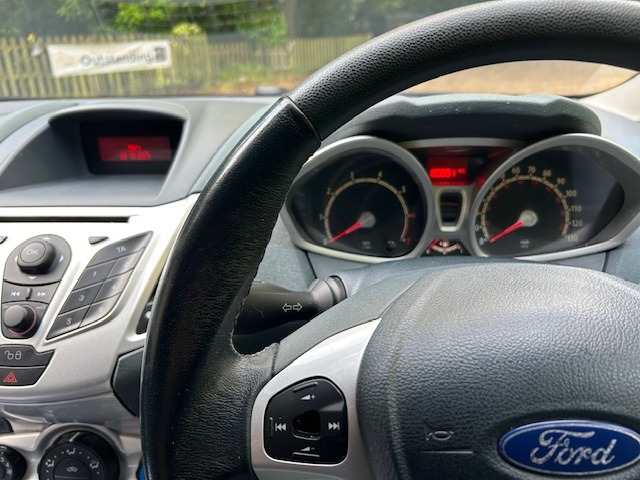 Used Ford Fiesta 2009 for sale - 76342065: Photo 9