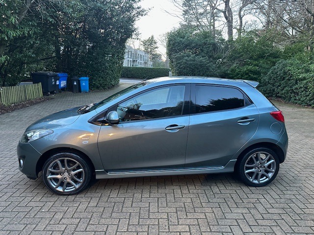 Used Mazda Mazda2 2012 for sale - 77160817: Photo 4
