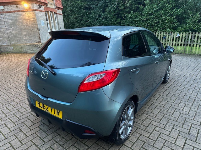 Used Mazda Mazda2 2012 for sale - 77160817: Photo 8