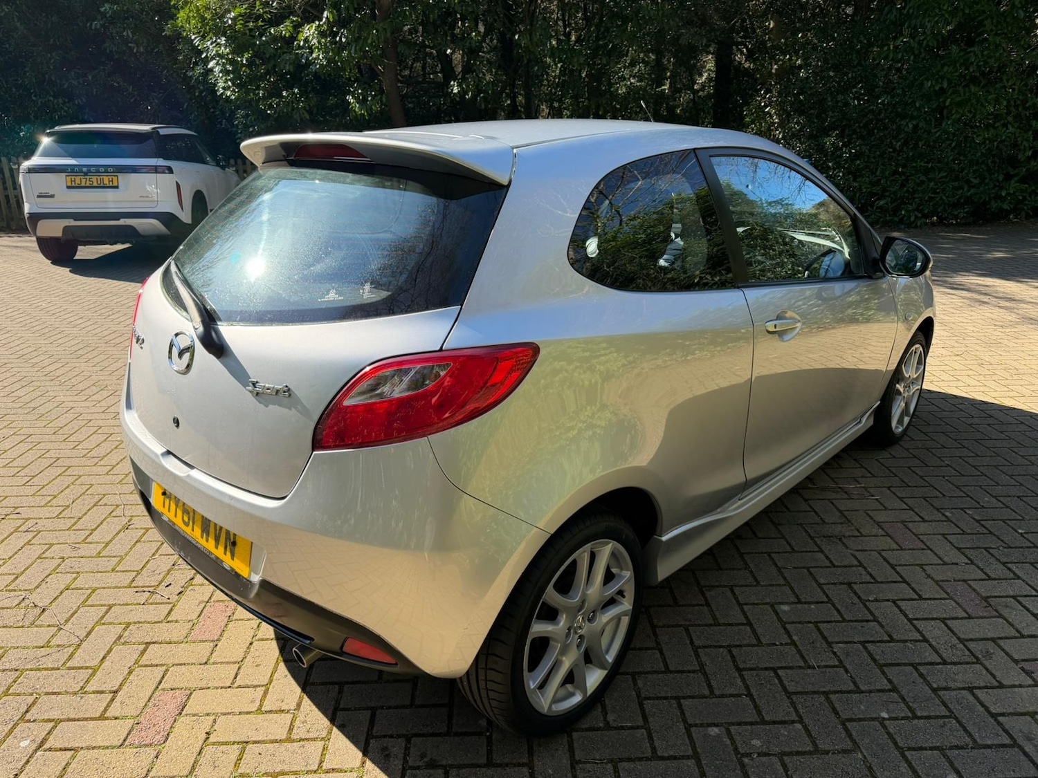 Used Mazda Mazda2 2011 for sale - 77932331: Photo 7