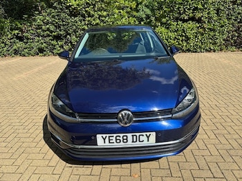 Used Volkswagen Golf 2018 for sale - 75823005: Photo