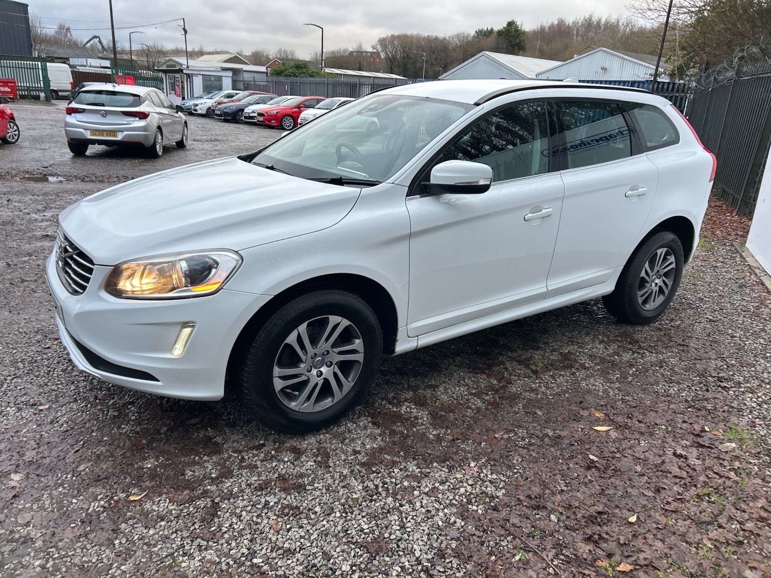 Used Volvo XC60 2014 for sale - 77069013: Photo 3