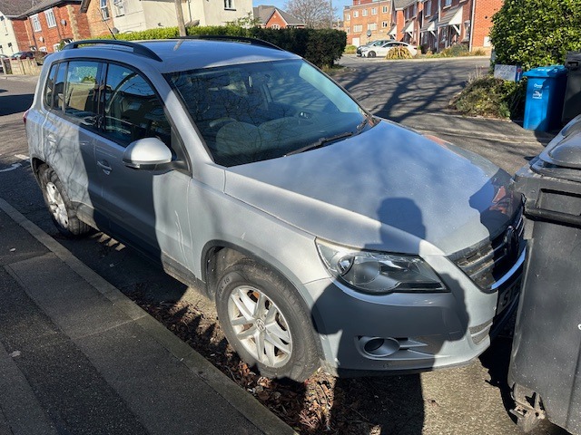 Used Volkswagen Tiguan for sale - 78105759: Photo 2