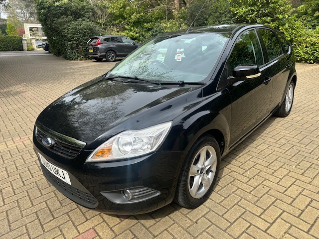 Used Ford Focus 2010 for sale - 78177423: Photo 2