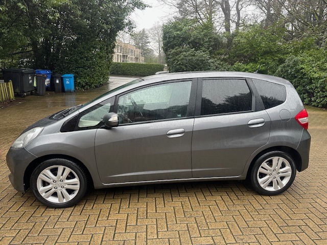 Used Honda Jazz 2011 for sale - 77502916: Photo 4