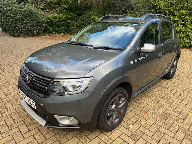 Used Dacia Sandero Stepway 2017 for sale - 76382710: Photo 3