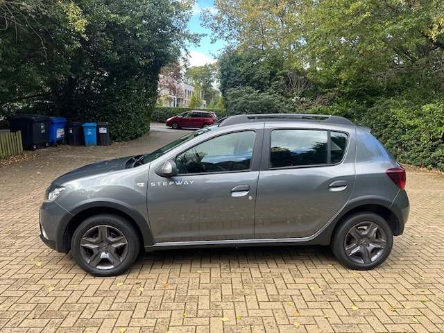 Used Dacia Sandero Stepway 2017 for sale - 76382710: Photo 4