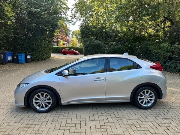 Used Honda Civic 2012 for sale - 76290043: Photo 4