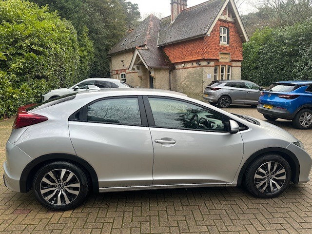 Used Honda Civic 2014 for sale - 77032846: Photo 5