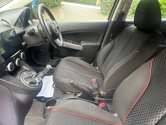 Used Mazda Mazda2 2011 for sale - 77296886: Photo 10