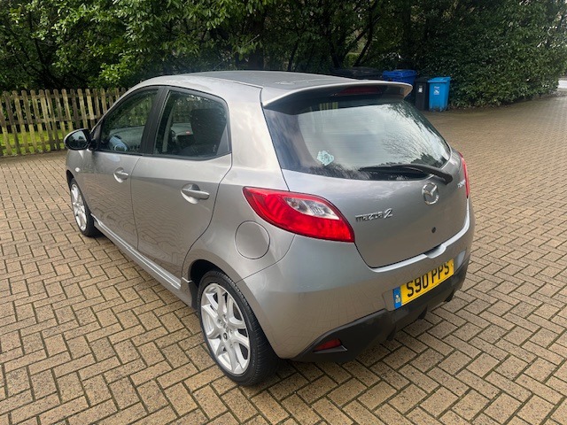 Used Mazda Mazda2 2011 for sale - 77296886: Photo 6
