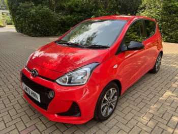 Used Hyundai i10 2019 for sale - 74902610: Photo