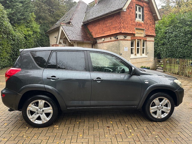 Used Toyota RAV4 2009 for sale - 76578280: Photo 5