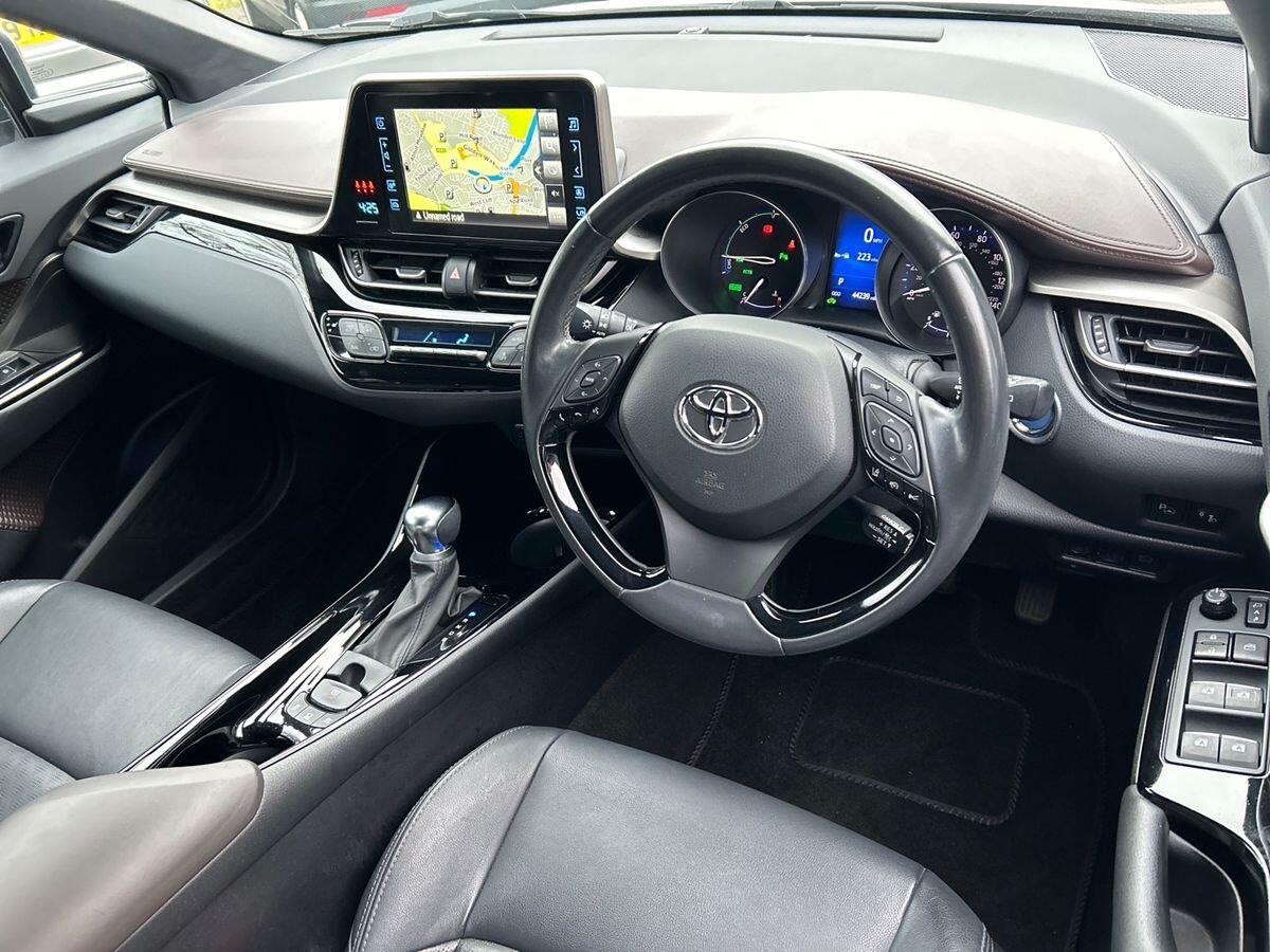 Used Toyota C-HR 2019 for sale - 77601624: Photo 14