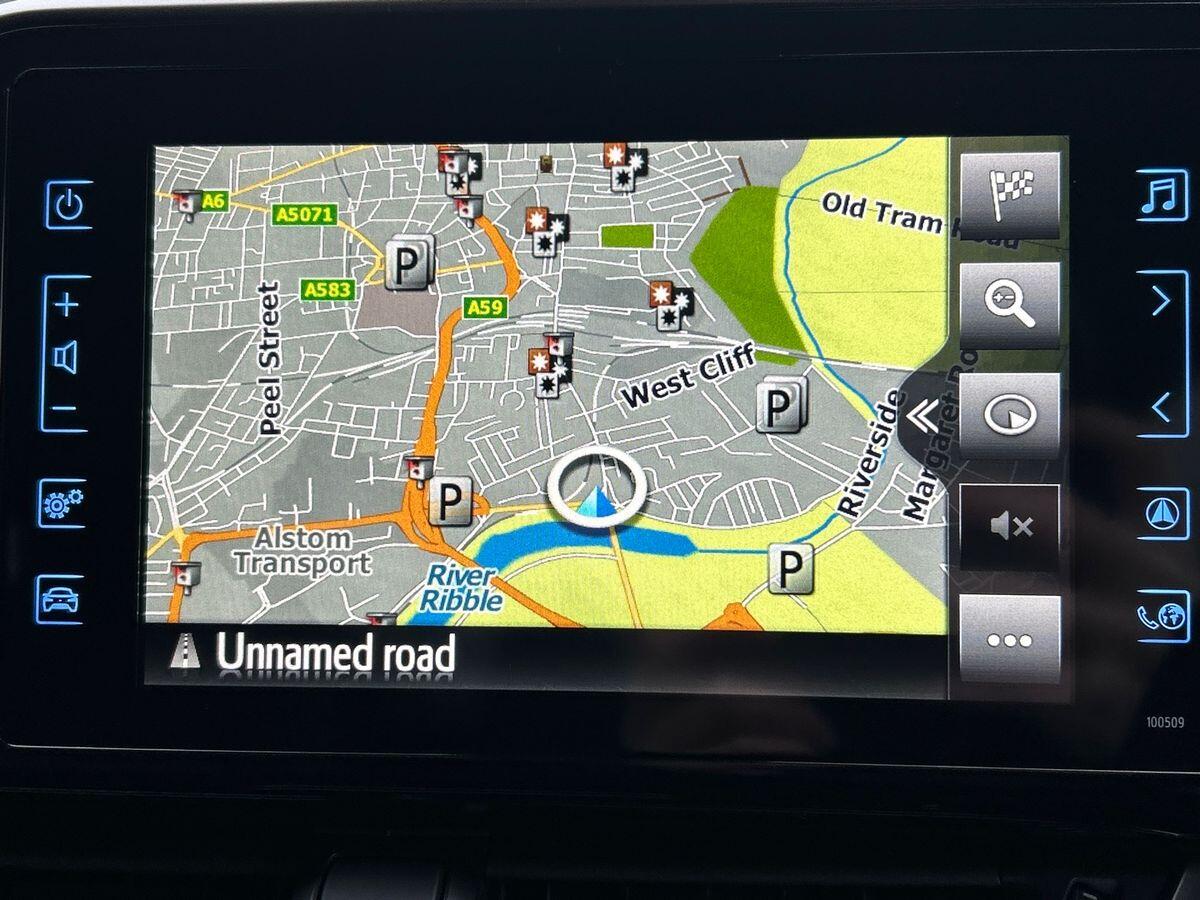 Used Toyota C-HR 2019 for sale - 77601624: Photo 31