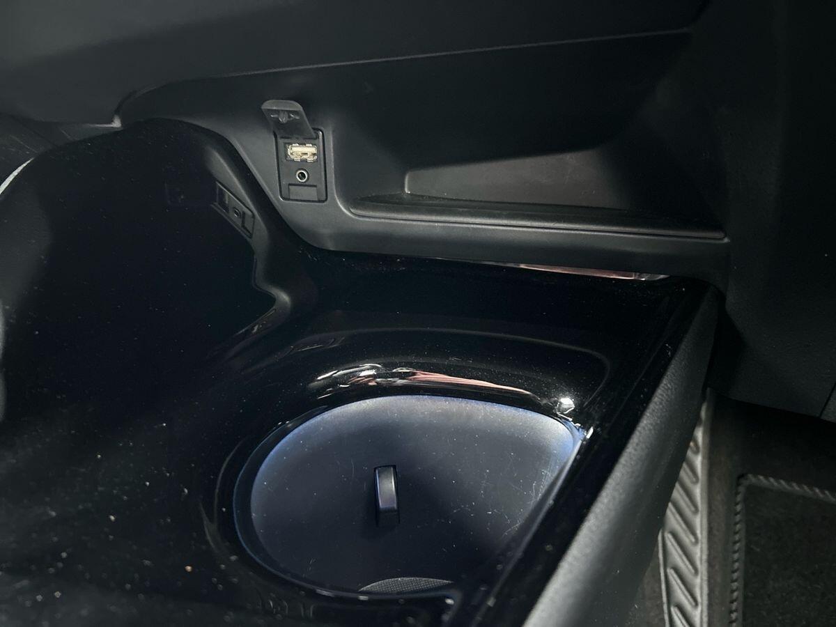 Used Toyota C-HR 2019 for sale - 77601624: Photo 34