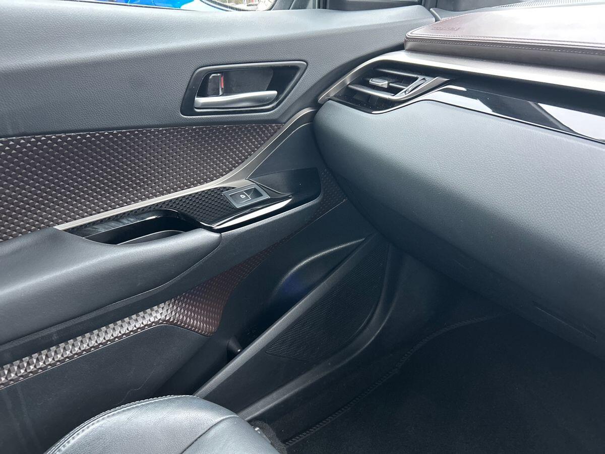 Used Toyota C-HR 2019 for sale - 77601624: Photo 37