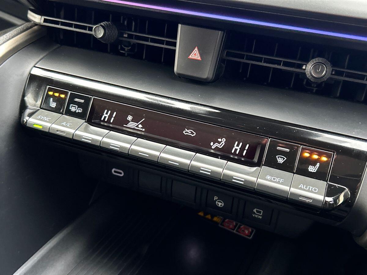 Used Toyota C-HR 2024 for sale - 77113659: Photo 25