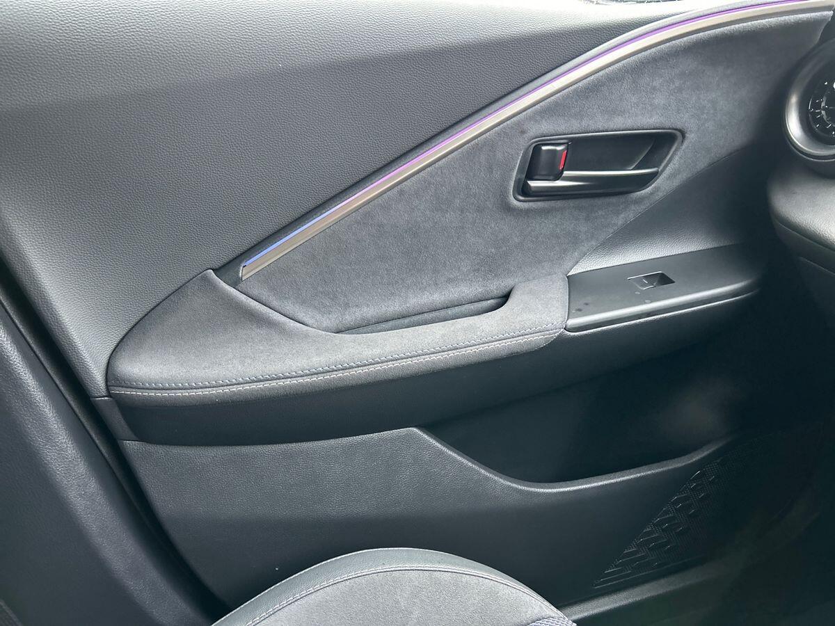 Used Toyota C-HR 2024 for sale - 77113659: Photo 31