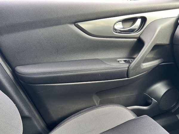 Used Nissan Qashqai 2017 for sale - 76263947: Photo 34