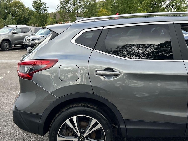 Used Nissan Qashqai 2017 for sale - 76263947: Photo 40